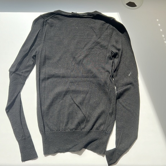 Club Monaco V-neck Sweater 100% Merino Wool - Picture 2 of 4